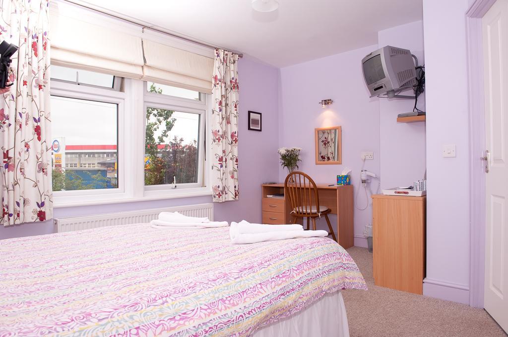 Holbrook Bed And Breakfast Shaftesbury Habitación foto