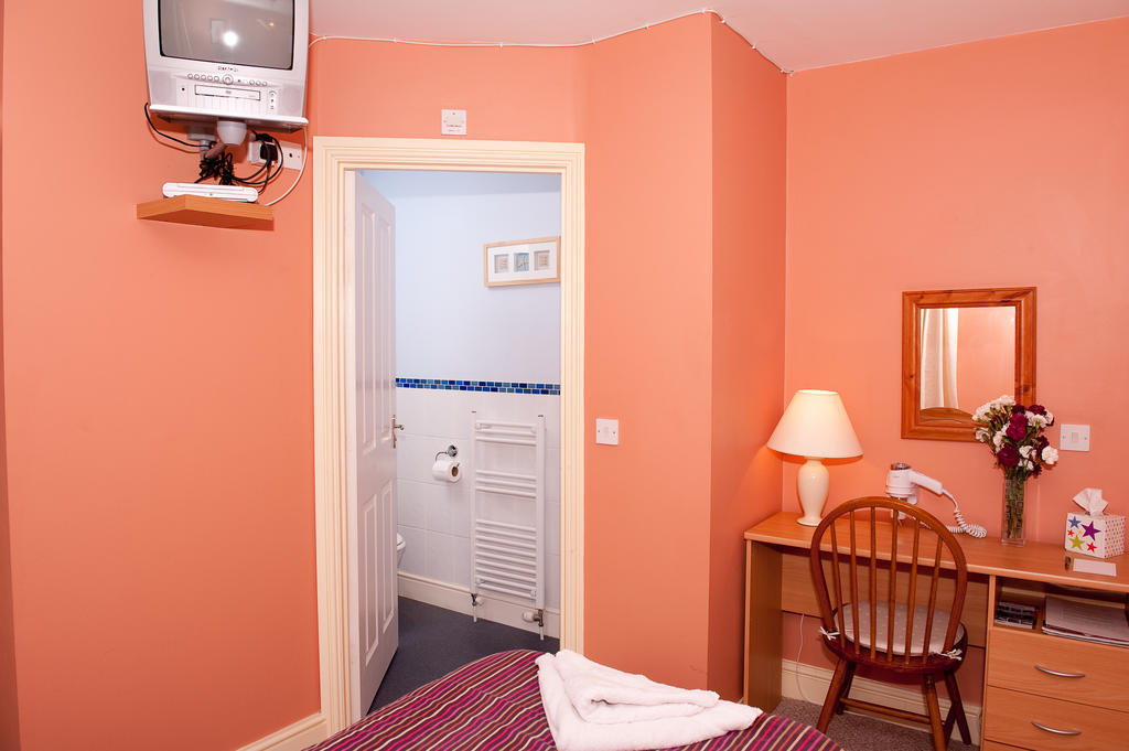 Holbrook Bed And Breakfast Shaftesbury Habitación foto